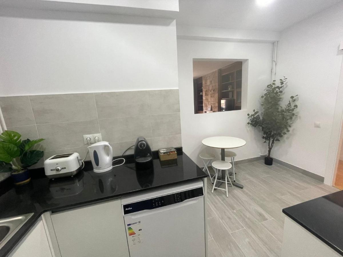 Family-friendly In 4bdr Apartamento