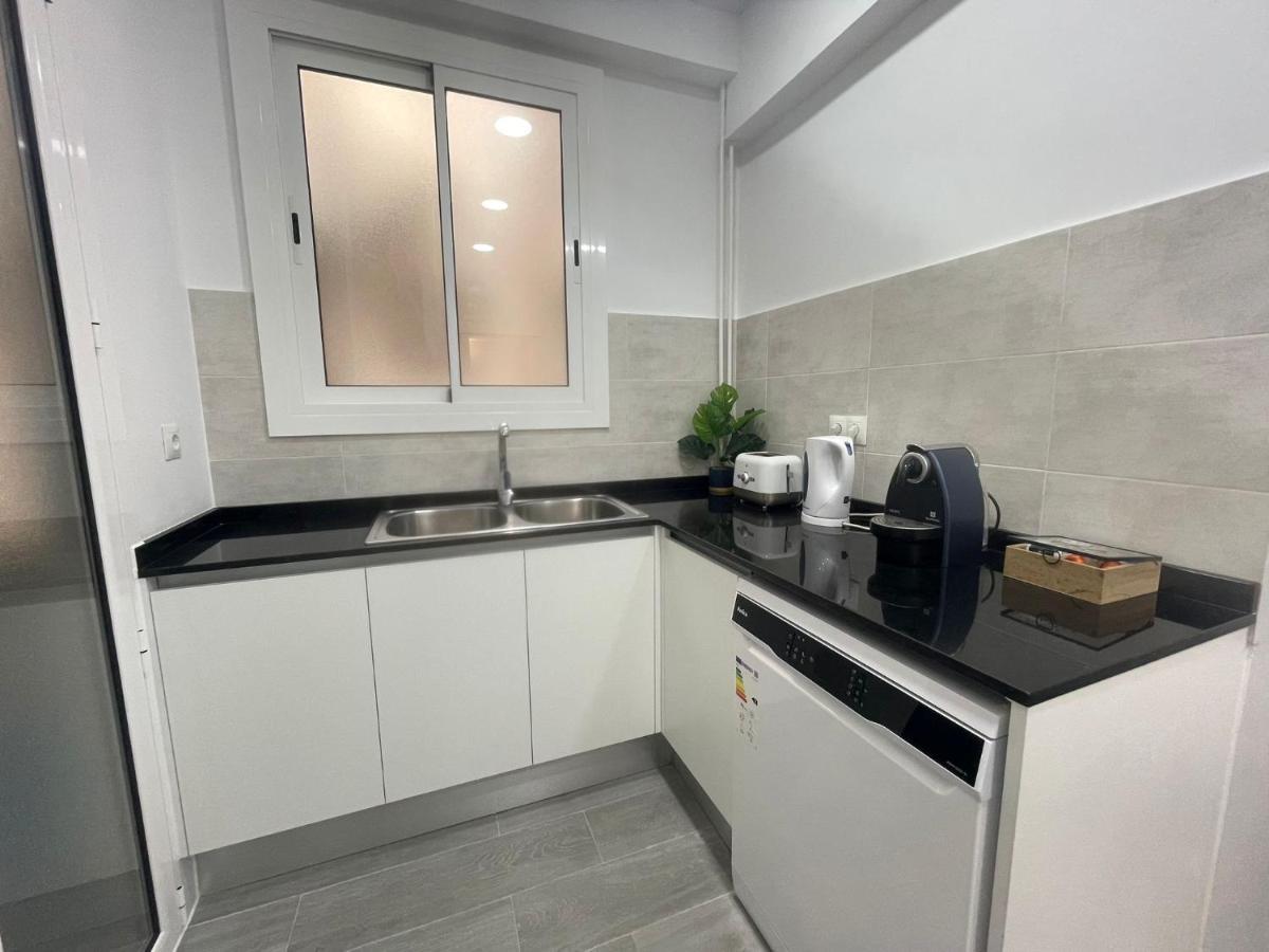 Family-friendly In 4bdr Apartamento Barcelona